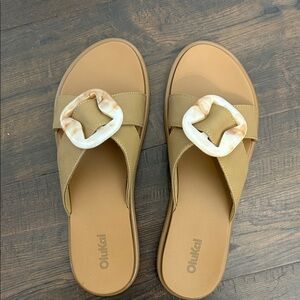 New Olukai La’i slide sandal tan/tan size 8